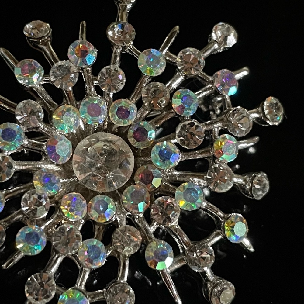 Vintage Rhinestone Brooch - Picture 3 of 5